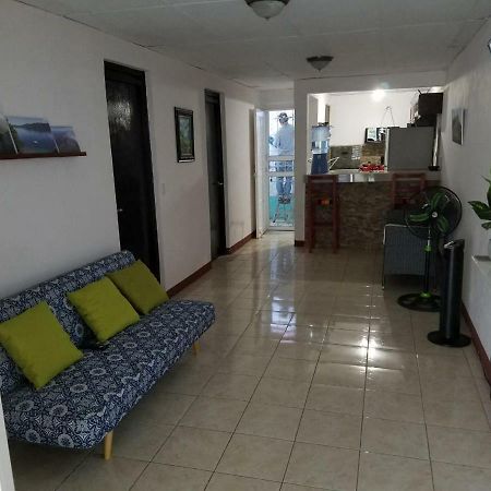 Runway Apt 108 Apartment Managua Ngoại thất bức ảnh