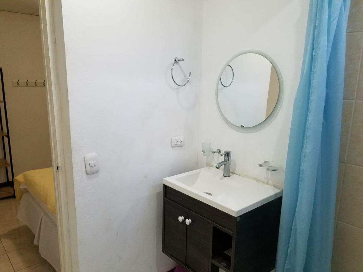 Runway Apt 108 Apartment Managua Ngoại thất bức ảnh